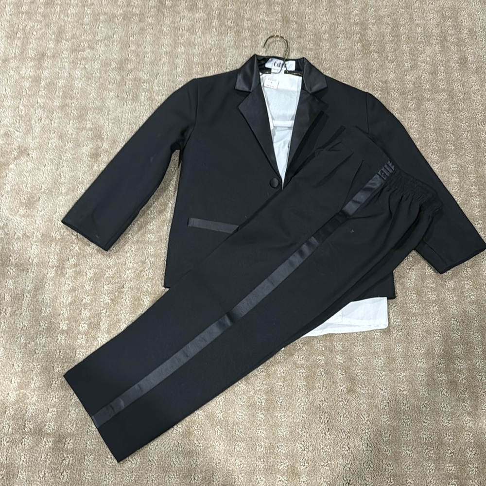 Black Tuxedo